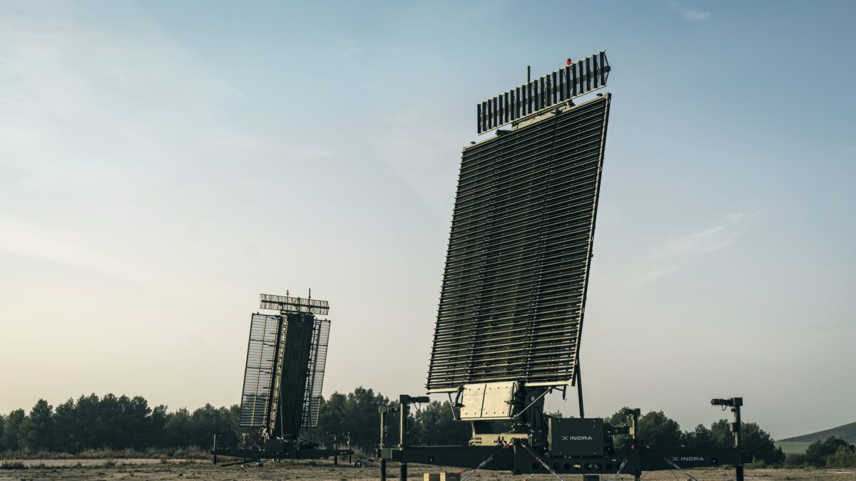 Indra firma con la Marina de Tailandia su primer contrato tras la salida de Ángel Escribano