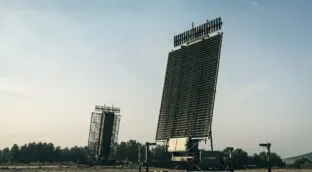 Indra firma con la Marina de Tailandia su primer contrato tras la salida de Ángel Escribano