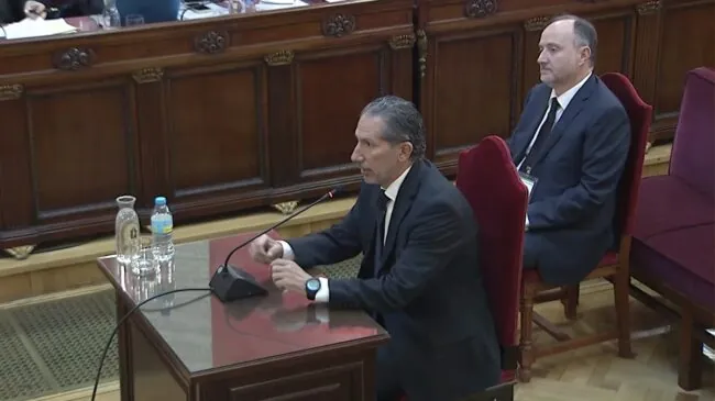 Un ex alto cargo de Ábalos afirma que dobló la compra de mascarillas por orden de Koldo