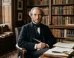 John Stuart Mill, filósofo, ya lo advirtió en 1873: «He aprendido a buscar mi felicidad limitando mis deseos, en lugar de intentar satisfacerlos»