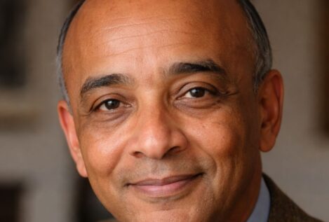 Kwame Anthony Appiah (71), filósofo:«La felicidad se construye entendiendo quiénes somos y eligiendo cómo actuamos en el mundo»