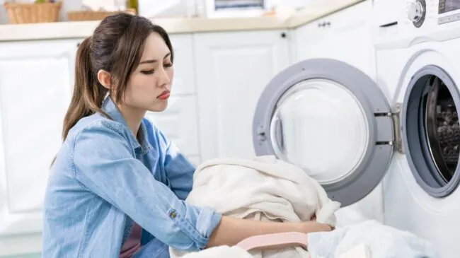 La Ley de Arrendamientos Urbanos lo confirma: si se rompe la lavadora o el lavavajillas en tu piso de alquiler, podrías tener que pagar tú y no tu casero