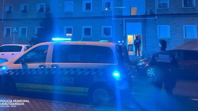 Un hombre detenido tras la muerte de una mujer precipitada desde una terraza en Pamplona