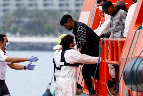 El colapso de la Seguridad Social pone en duda su capacidad para regularizar a los inmigrantes