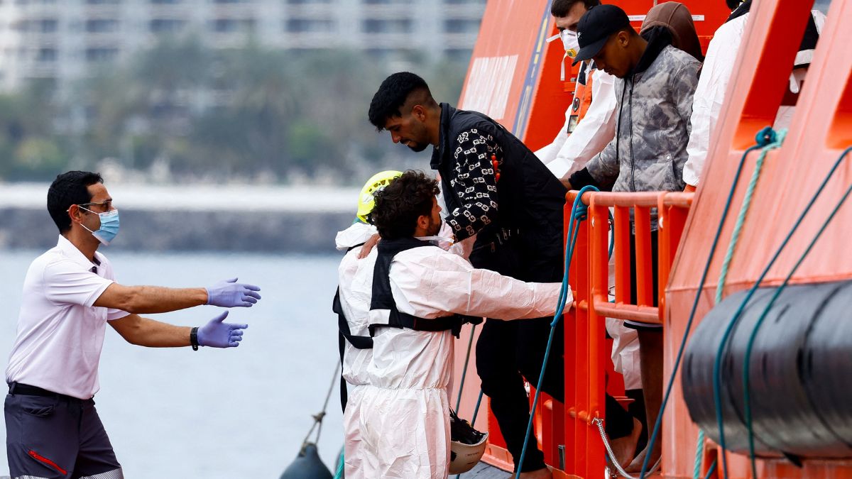 El colapso de la Seguridad Social pone en duda su capacidad para regularizar a los inmigrantes