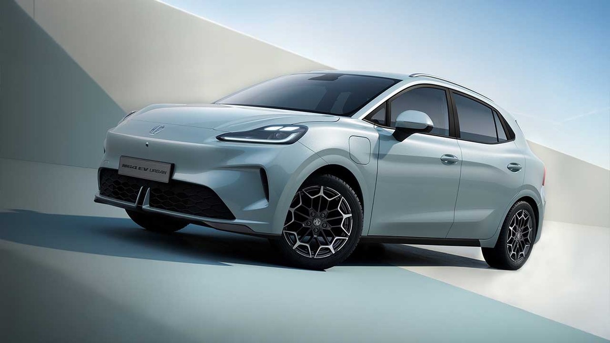 El MG4 Urban trae más maletero y batería que sus rivales, pero va a costar menos