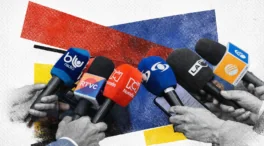 La gente rara de este periódico que están leyendo