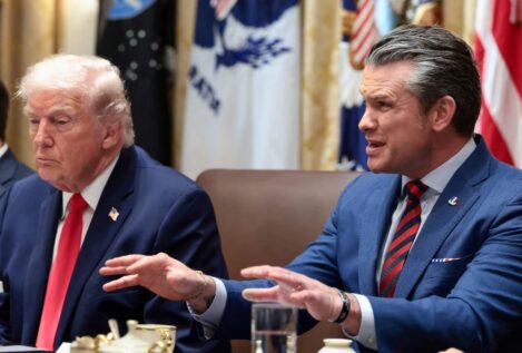 El Pentágono contradice las amenazas de Trump sobre bloquear Ormuz