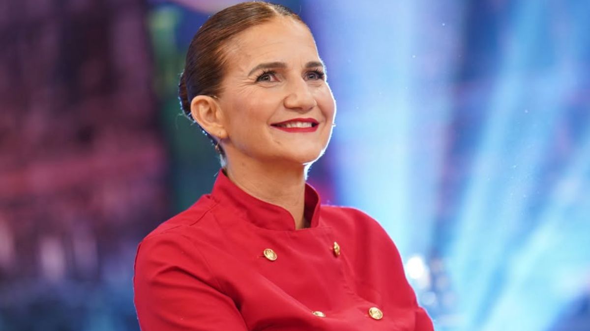 Samantha Vallejo-Nájera (56), chef: «Para hacer el sofrito perfecto, escalda los tomates menos de un minuto para que se separe la piel»