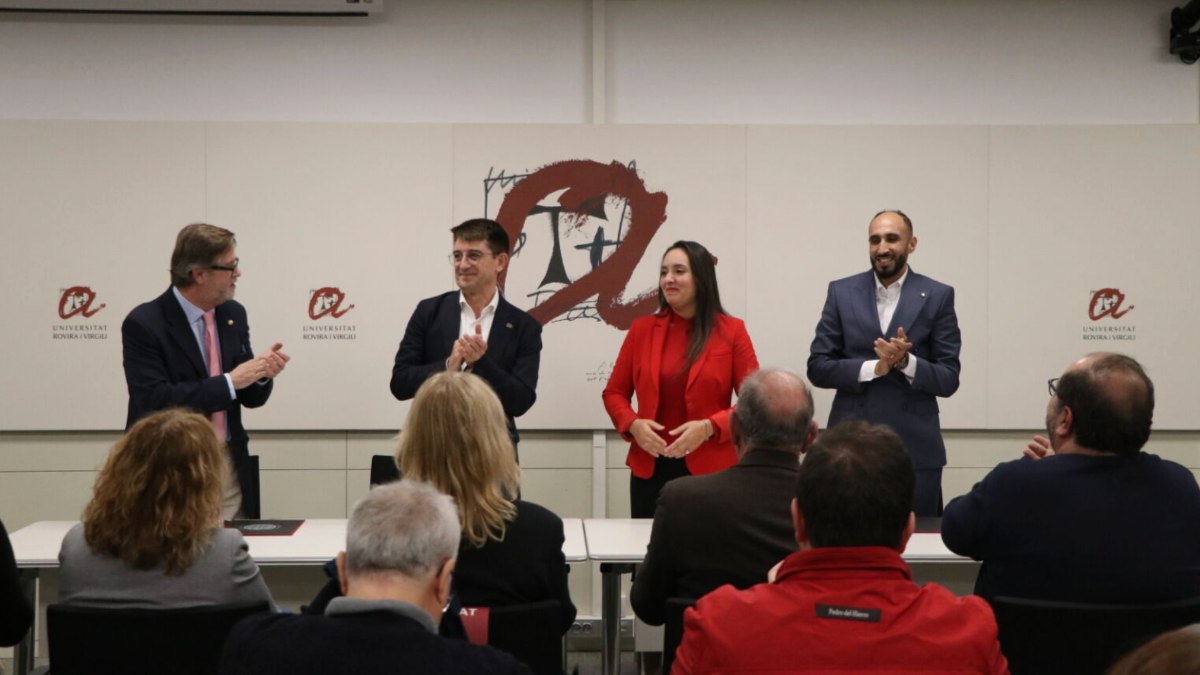 El Puerto de Barcelona aporta 5.000 euros a la cátedra que Marruecos patrocina en Tarragona