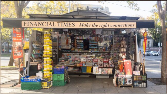 Vuelta al papel: los medios regresan al quiosco frente a la masacre de la IA en los digitales