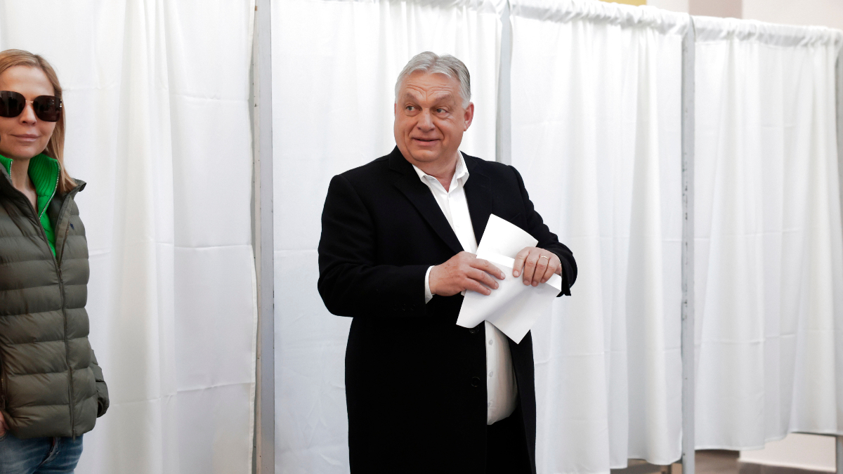 Terminan las elecciones de Hungría con una participación histórica del 78,8%