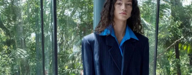 Se acabó la espera: llegan a Zara, Mango y Primark las faldas 'midi' ideales para salidas de fin de semana esta primavera