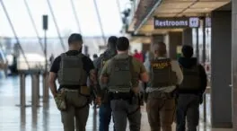 Un tribunal bloquea una ley de California que obliga al ICE a portar una identificación