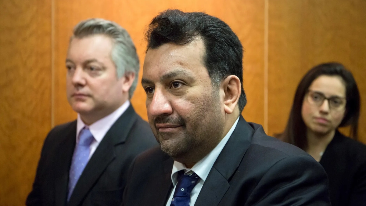 La Audiencia de Málaga ordena la detención del jeque Al-Thani y sus hijos