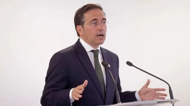 Albares cree que levantar ahora las sanciones a Irán no ayudará a las negociaciones con EEUU