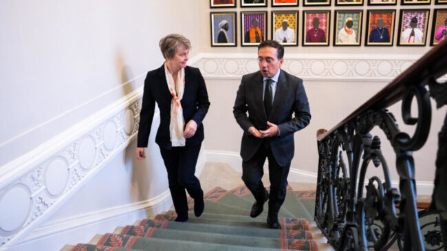 Reino Unido convoca a 35 países, sin España, a una reunión virtual sobre el estrecho de Ormuz