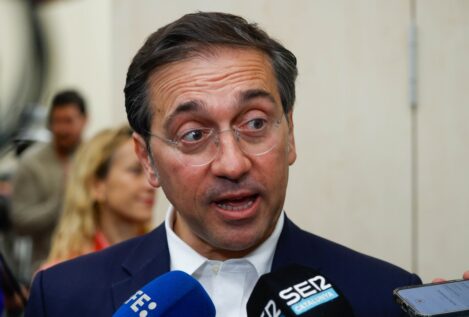 Albares dice que no ha hablado con Machado recientemente «porque ella no ha querido»