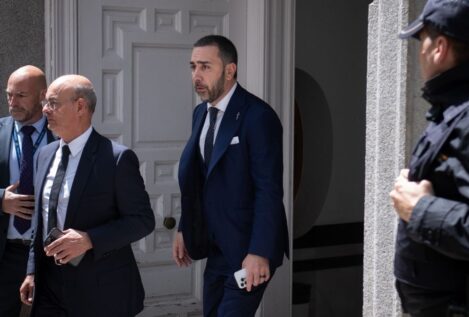 El PSOE dice que con Aldama y Rajoy se cumple lo mismo: «Si mientes, estás en la calle»