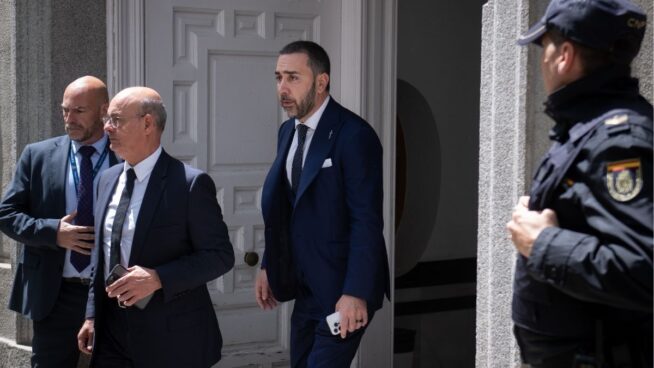 El PSOE dice que con Aldama y Rajoy se cumple lo mismo: «Si mientes, estás en la calle»