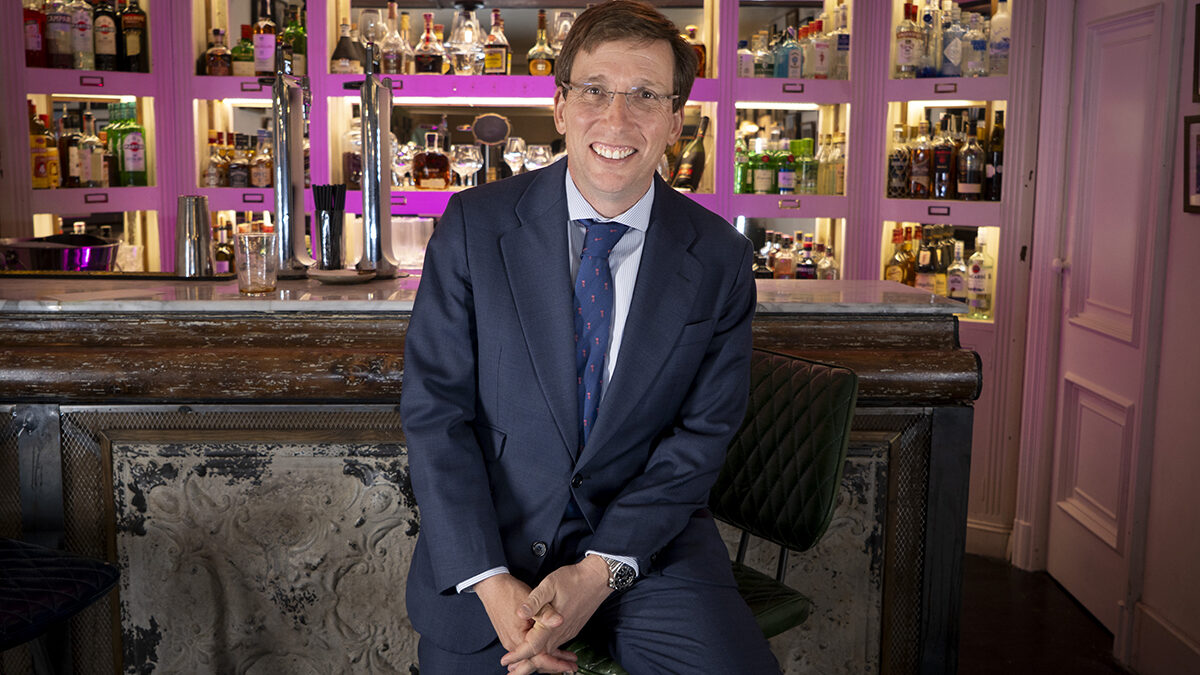 VÍDEO | Martínez-Almeida: «Nadie decente hubiera sido presidente al precio que ha pagado Sánchez» | EL RINCÓN DE ESPE