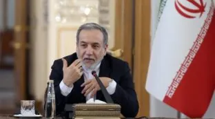 Irán estudia la «posibilidad» de volver a negociar con Estados Unidos