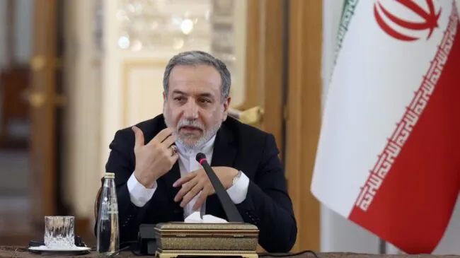 Irán estudia la «posibilidad» de volver a negociar con Estados Unidos