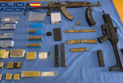 La Policía Nacional incauta dos armas largas y abundante munición tras un tiroteo en Badajoz