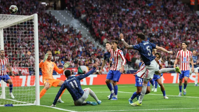 Atlético de Madrid y Arsenal sellan un empate y dejan la semifinal abierta para la vuelta