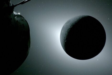 Los astronautas de Artemis II preparan la cabina para el amerizaje, previsto para el sábado