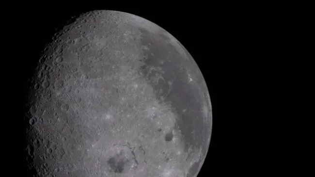 La tripulación del Artemis II prepara la última maniobra para su reentrada en la atmósfera