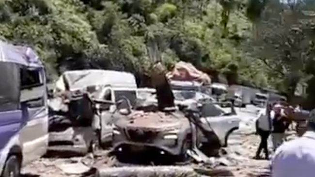 Al menos siete muertos por un ataque terrorista en la Vía Panamericana en Colombia