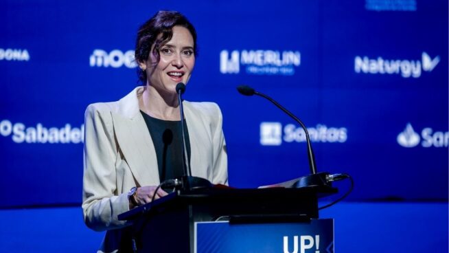 El Supremo archiva una denuncia contra Ayuso por presunta revelación de secretos