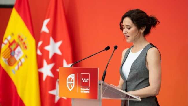 El Supremo admite a trámite el recurso del Gobierno de Ayuso contra la regularización