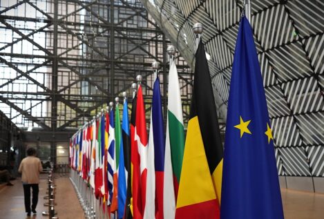 Los Veintisiete intentarán reactivar el miércoles el préstamo de 90.000 millones a Ucrania