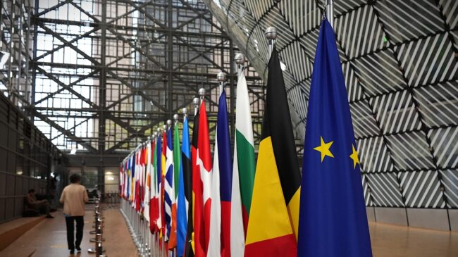 Los Veintisiete intentarán reactivar el miércoles el préstamo de 90.000 millones a Ucrania