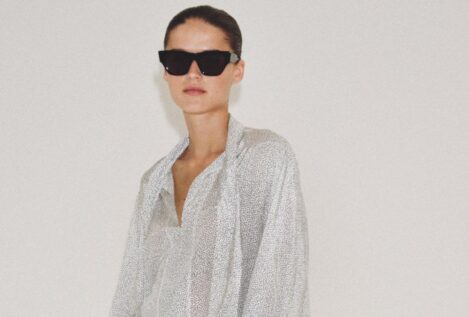 Adiós a los 'tops': las nuevas blusas tendencia en Zara, Mango y Primark en 2026 son estas 10 con estampado de lunares sin duda alguna