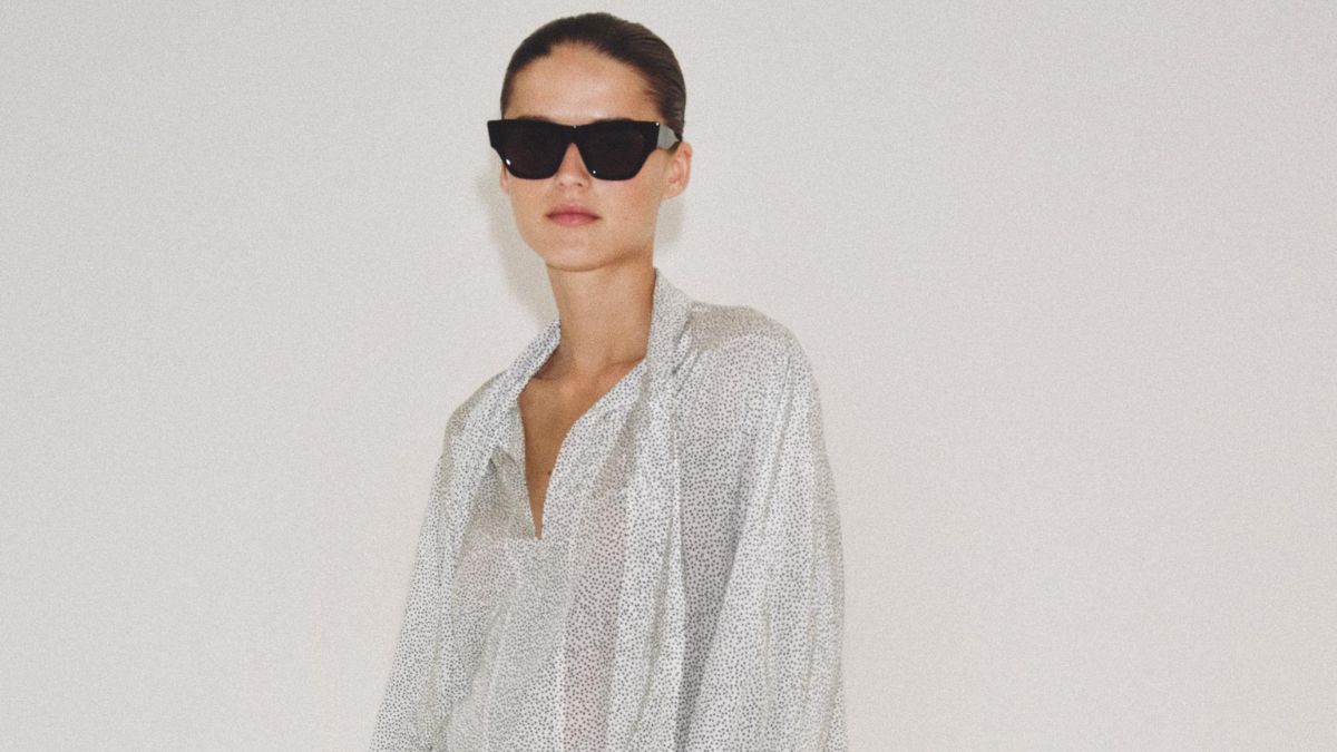 Adiós a los ‘tops’: las nuevas blusas tendencia en Zara, Mango y Primark en 2026 son estas 10 con estampado de lunares sin duda alguna