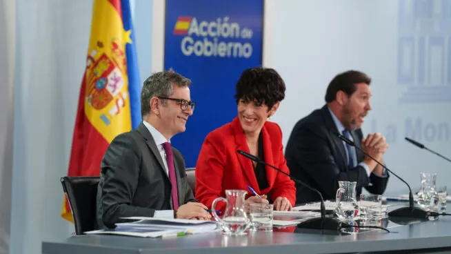 Casi medio Gobierno asiste esta tarde al 20 aniversario de 'El intermedio' del Gran Wyoming