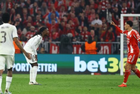 'Dejà vu' de Camavinga en Múnich: también le expulsaron en la ida frente al Arsenal en 2025