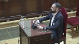 El exgerente del PSOE reconoce que pudo haber gestionado «algún ingreso atípico»