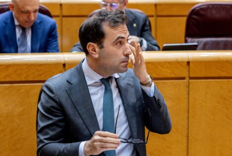 El ministro Cuerpo se estrena en el Senado evitando enfrentarse al PP por la corrupción