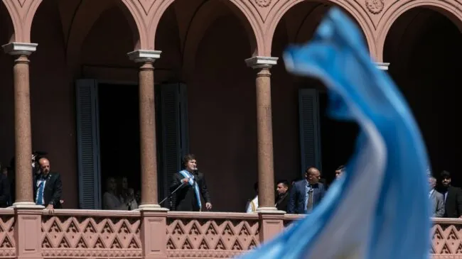 Milei prohíbe el acceso a todos los periodistas acreditados en la Casa Rosada