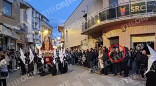 La mujer «enferma» de Cerdán disfrutó de la Semana Santa horas antes de plantar al Senado