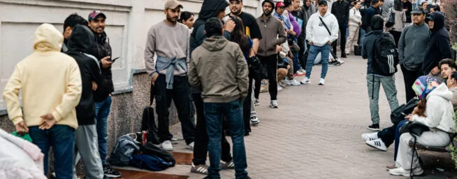 Las autorizaciones de residencia a inmigrantes no comunitarios aumentan un 52% desde 2020