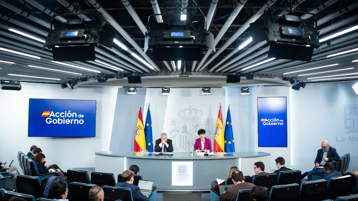 Moncloa aprueba nuevas autorizaciones de deuda para Cataluña y el País Vasco