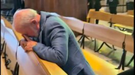 Lula da Silva reza en la Sagrada Familia tras la cumbre 'progresista' de Sánchez en Barcelona