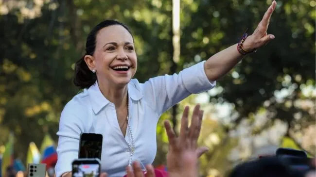 Corina Machado anuncia que no se reunirá con Sánchez, pero sí con Feijóo, Ayuso y Abascal