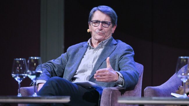 De la Rocha planta al Congreso para explicar la controvertida salida de Escribano de Indra