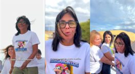 Delcy Rodríguez luce una camiseta con el lema «llegaron los monos» tras la polémica en Madrid